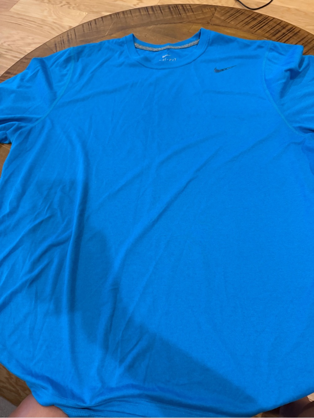 Nike Men’s Short Sleeve Crew Tee in Bright Blue
